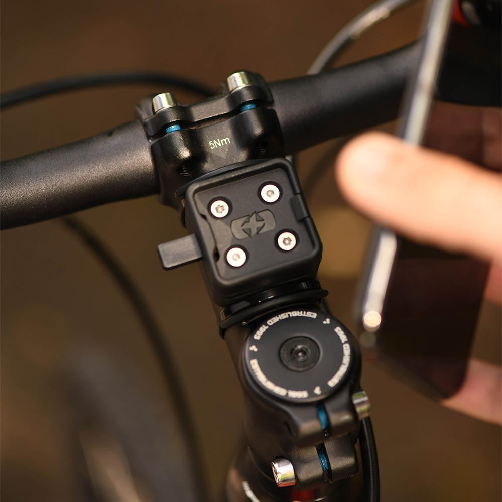 Oxford CLIQR Cycle Handlebar stem mount